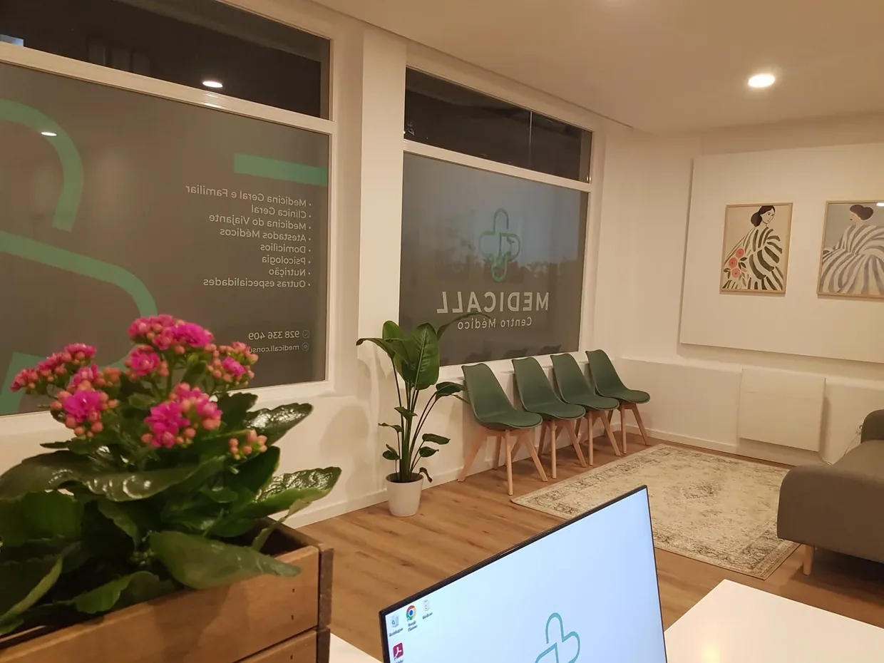 Sala de espera da clínica MedicAll